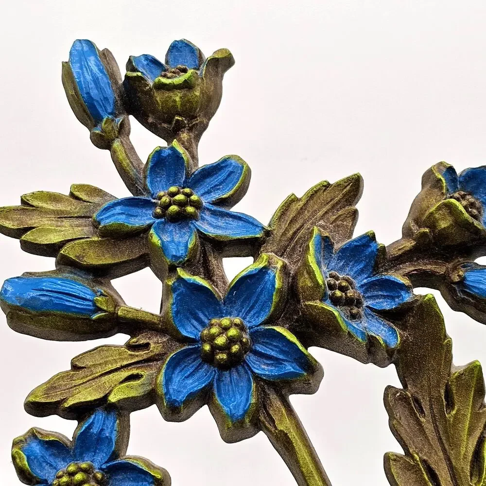 Syroco vintage dogwood